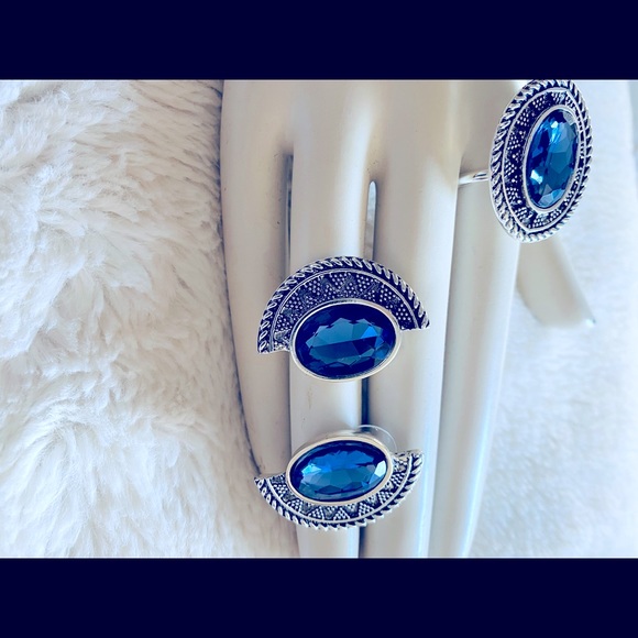 DUPRE Jewelry - Ring and earring set